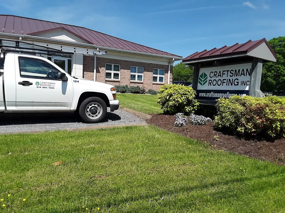 Quality Gutter & Downspout Repair by experienced craftsmen in Lisbon Meadows